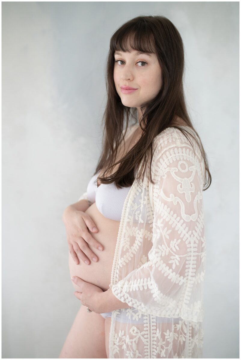 studio maternity session in austin, tx