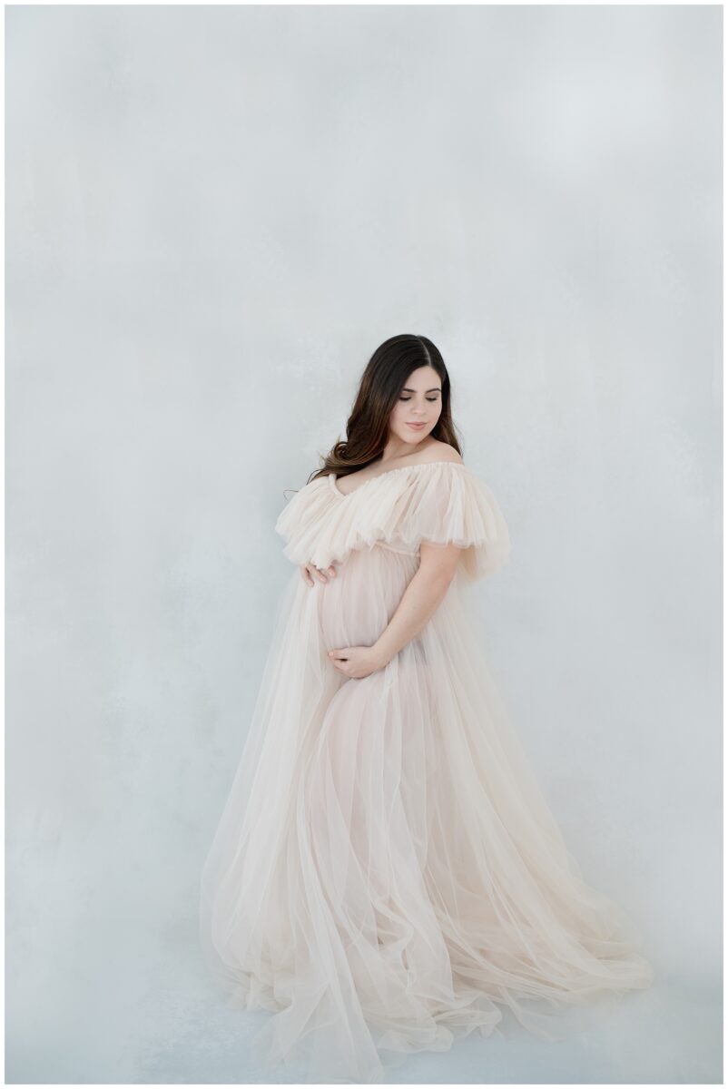 fine art maternity session with tulle gown 